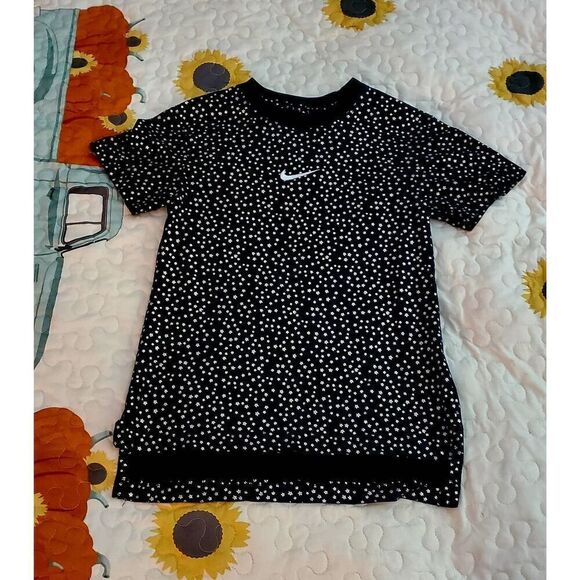 NWOT NIKE GIRLS TOP - Picture 2 of 5